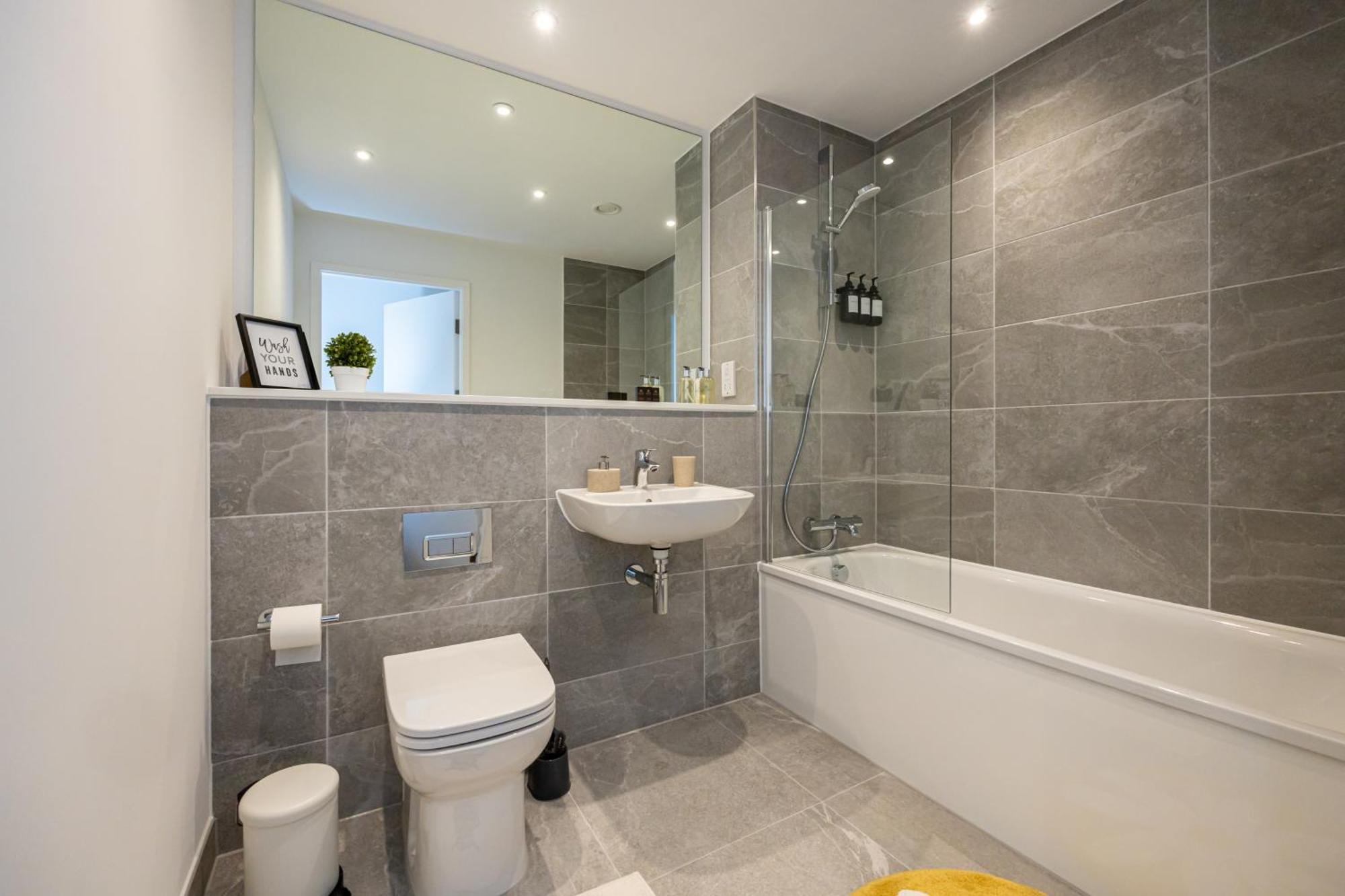 City Center Ultra-Luxe 2Bed Villa Amalfi Manchester Extérieur photo